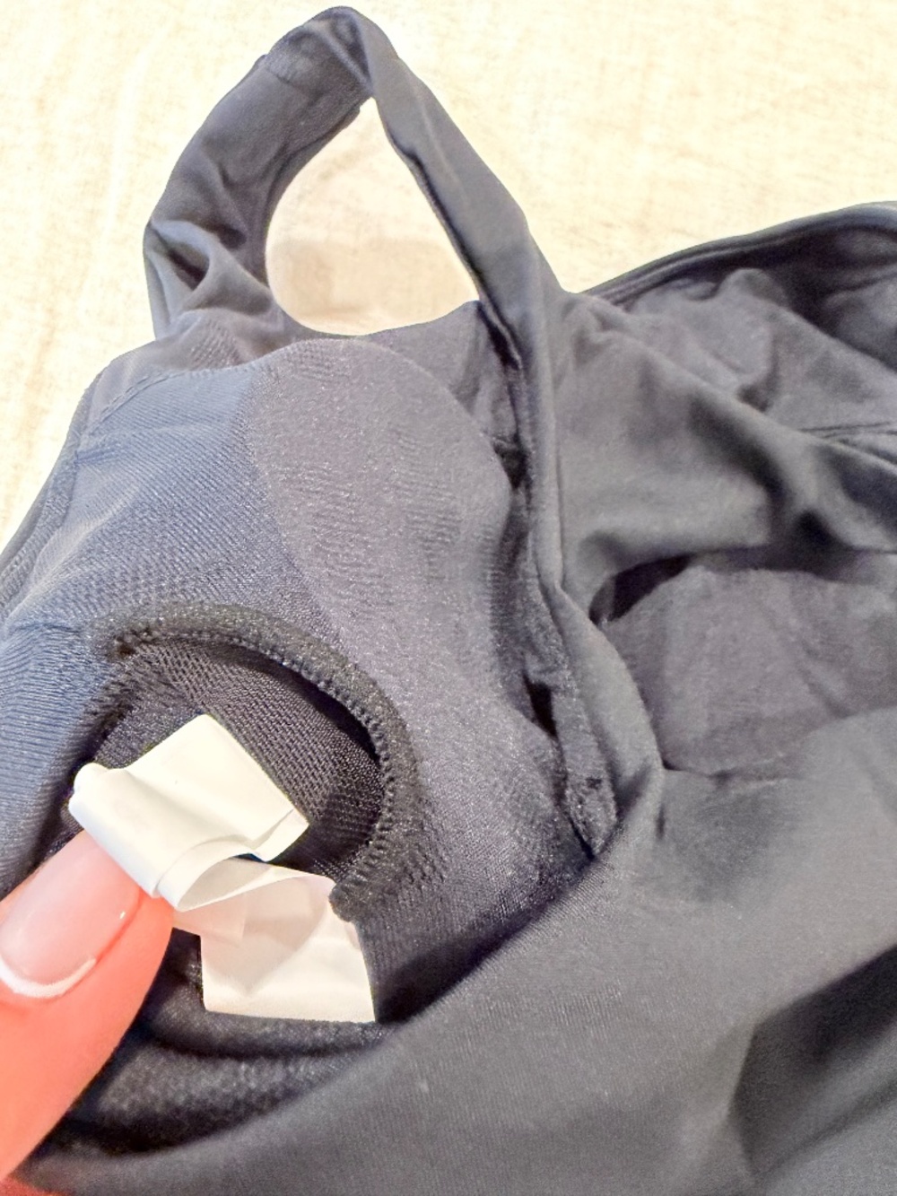 Rabbit Running Tank - Size S - Picture 4 of 5